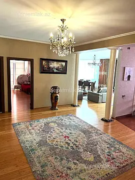 Satılır 4 otaqlı yeni tikili 205.5 m²