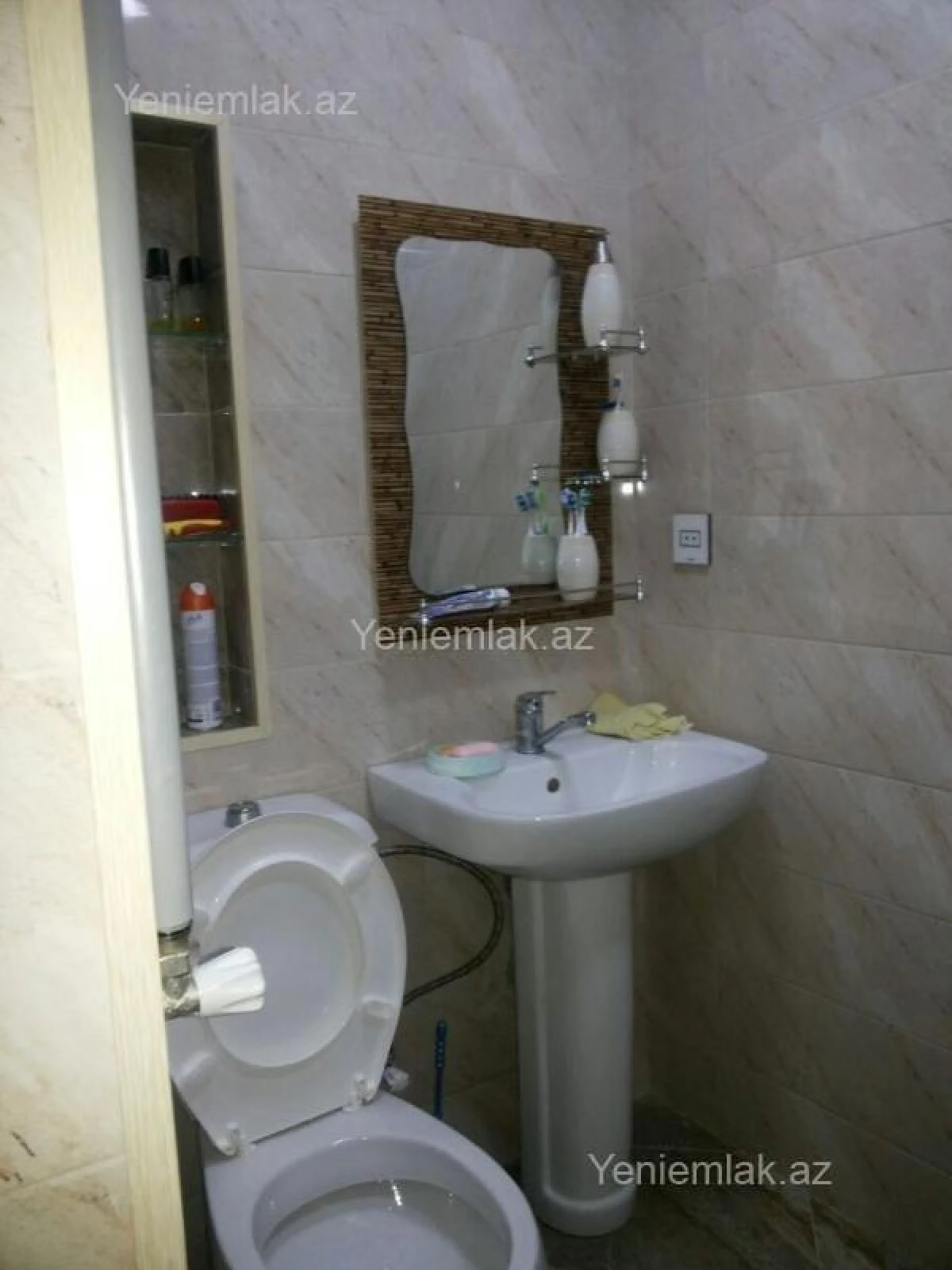 Satılır 3 otaqlı köhnə tikili 90 m²