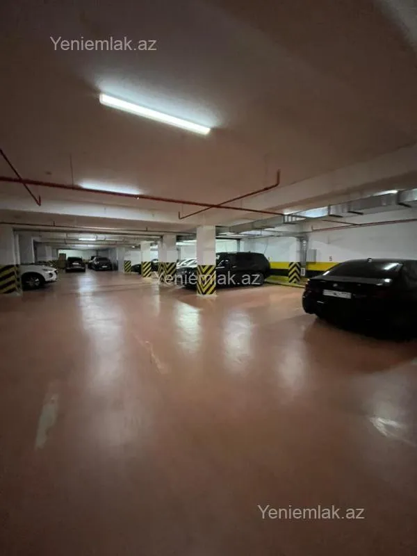 Satılır 3 otaqlı yeni tikili 140 m²