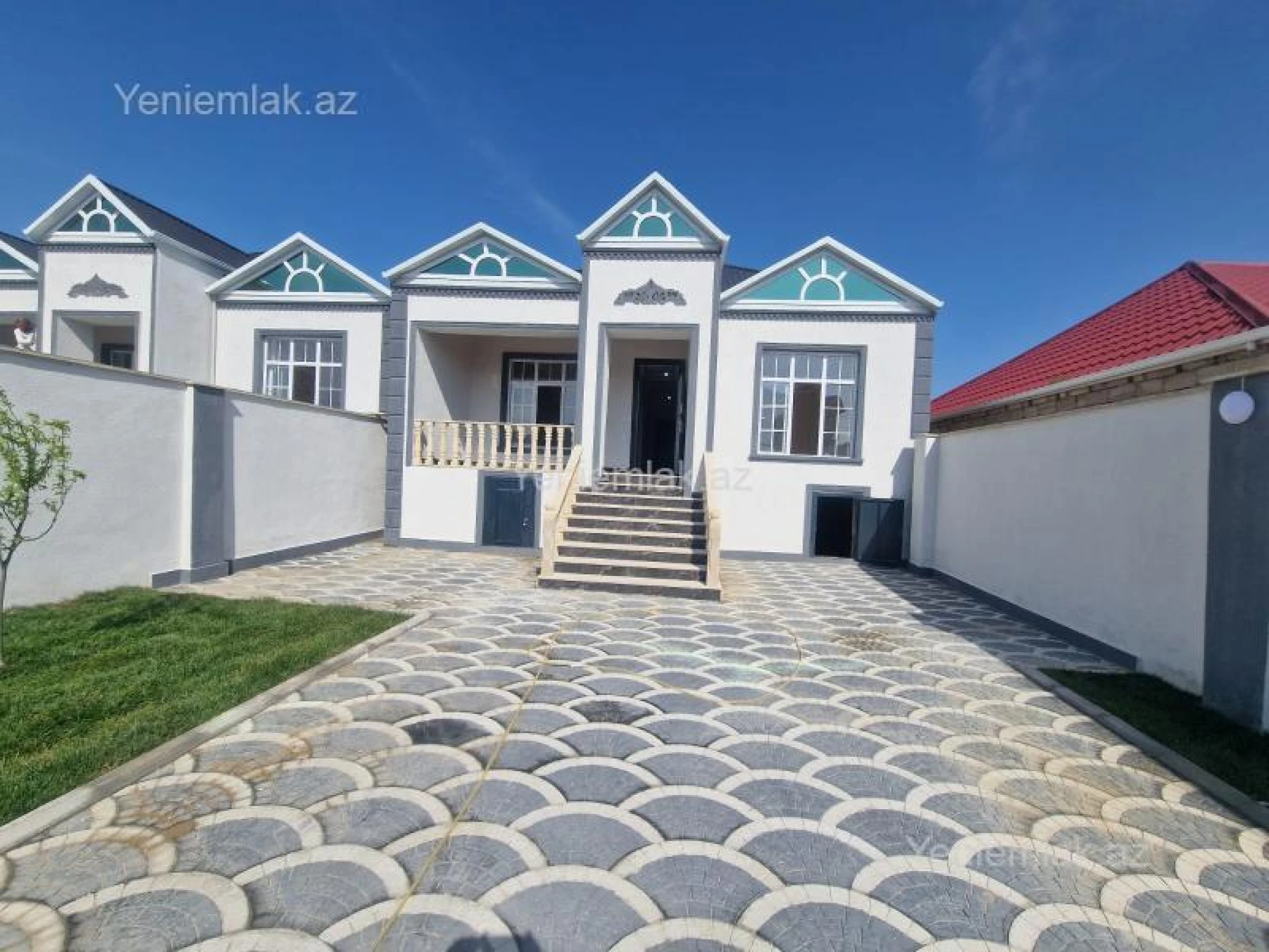 Satılır 4 otaqlı həyət evi 124 m²