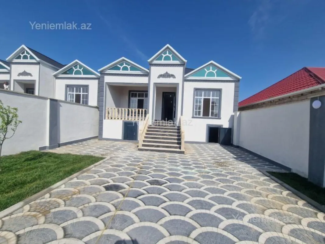 Satılır 4 otaqlı həyət evi 124 m²