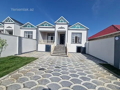 Satılır 4 otaqlı həyət evi 124 m²