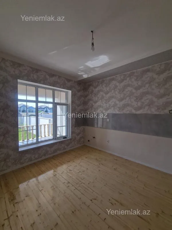 Satılır 4 otaqlı həyət evi 124 m²