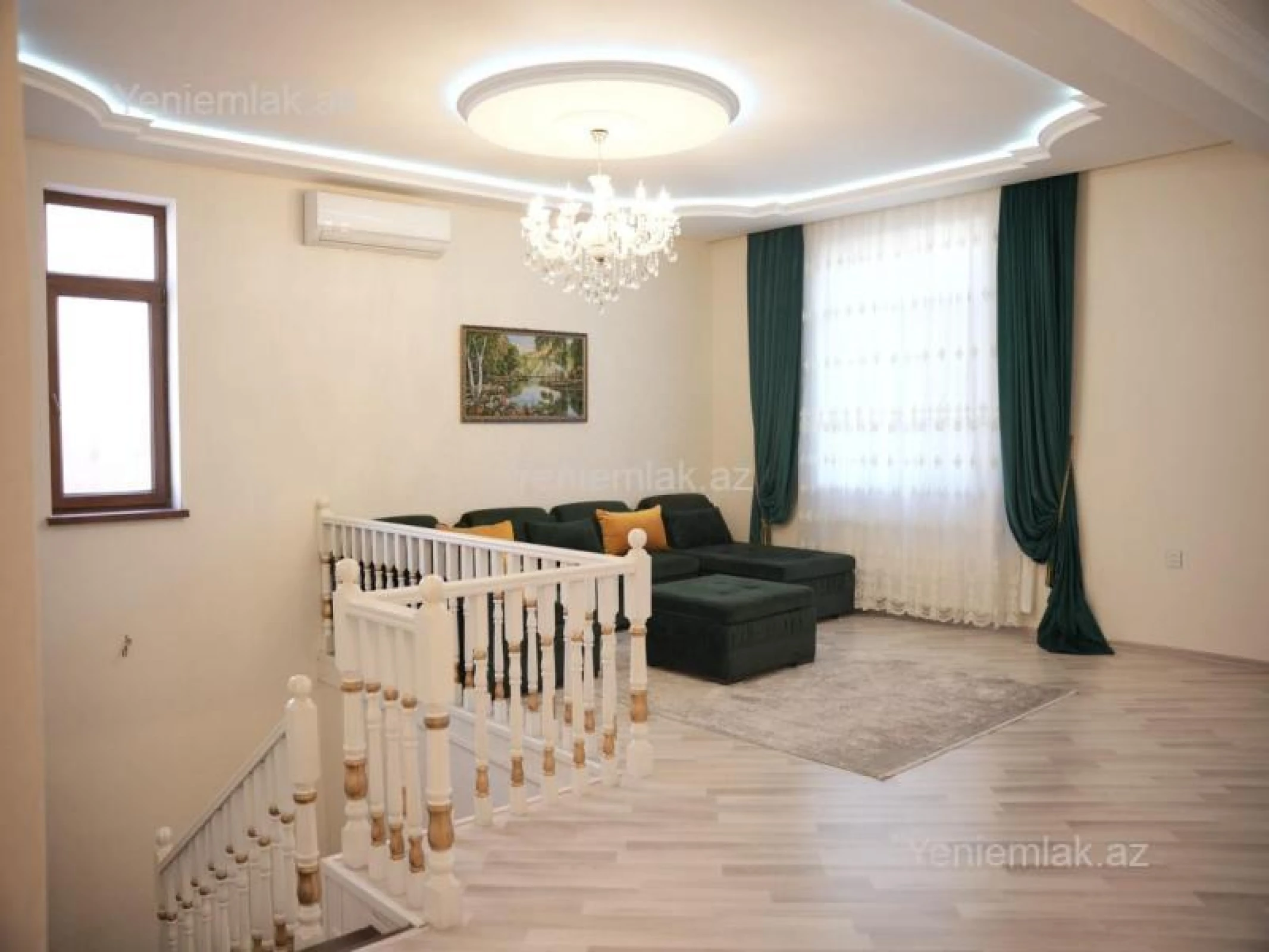 Satılır 7 otaqlı həyət evi 312 m²