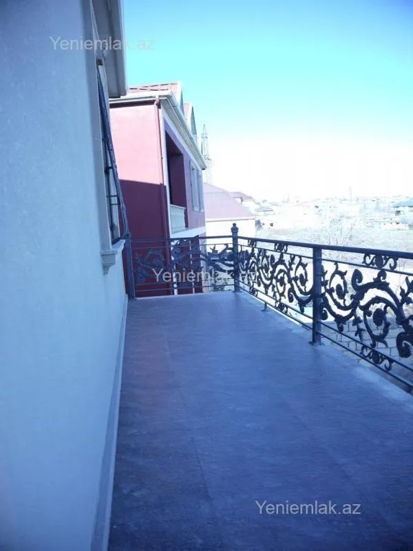 Satılır 7 otaqlı həyət evi 312 m²