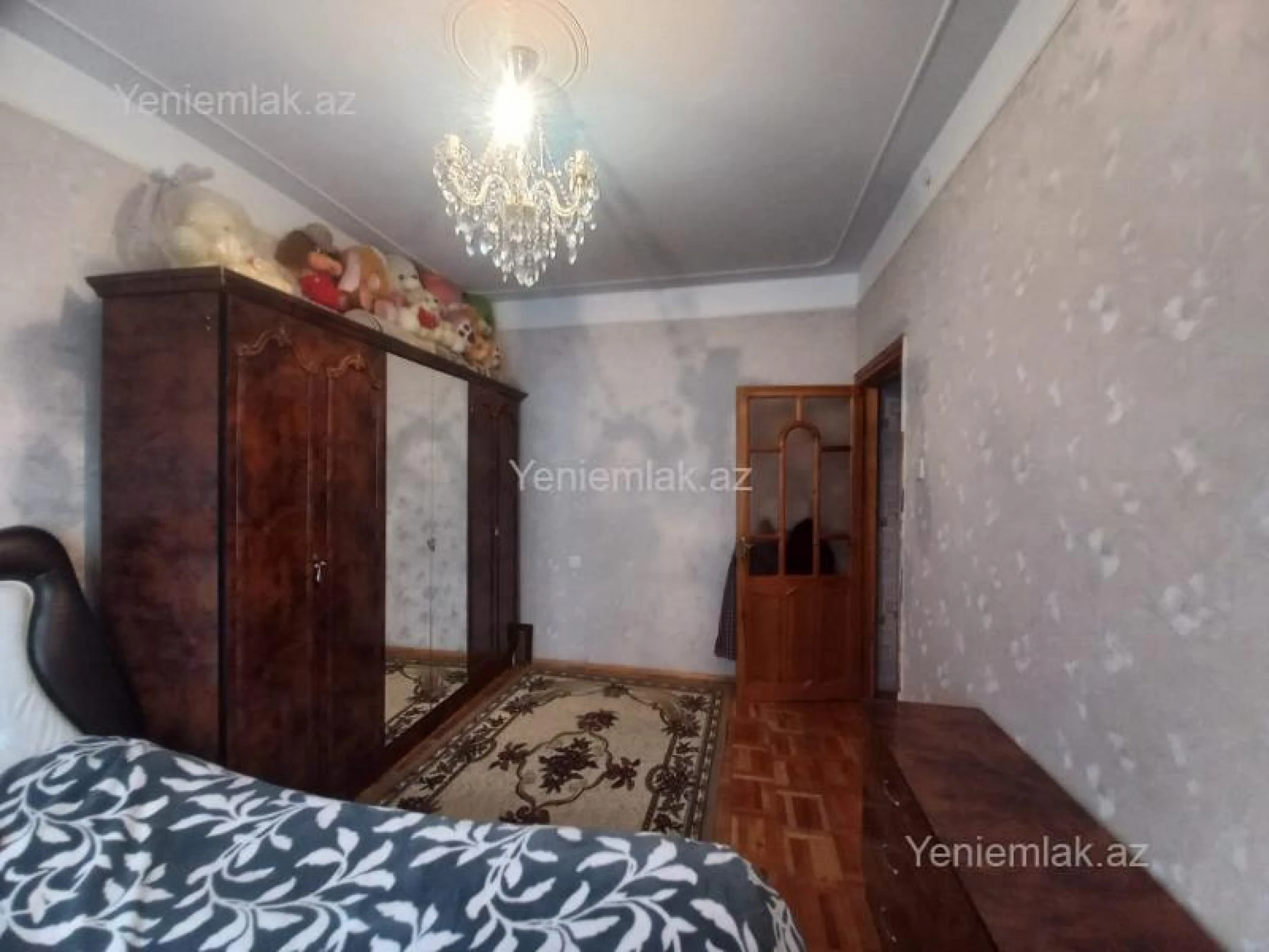 Satılır 3 otaqlı köhnə tikili 70 m²