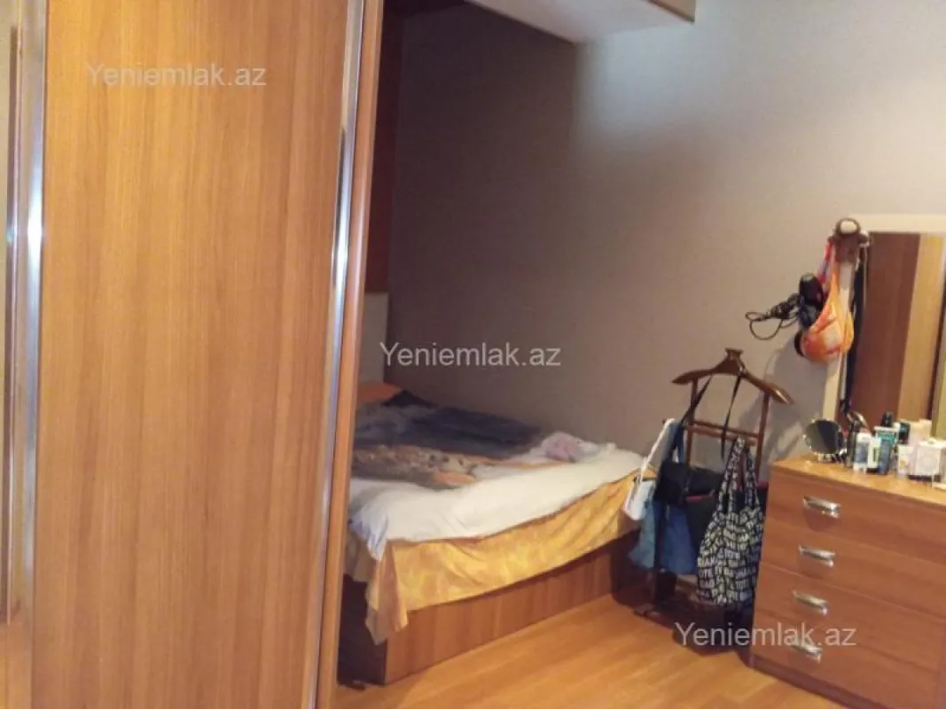 Satılır 3 otaqlı yeni tikili 78 m²