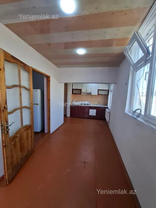 Satılır 4 otaqlı həyət evi 80 m²