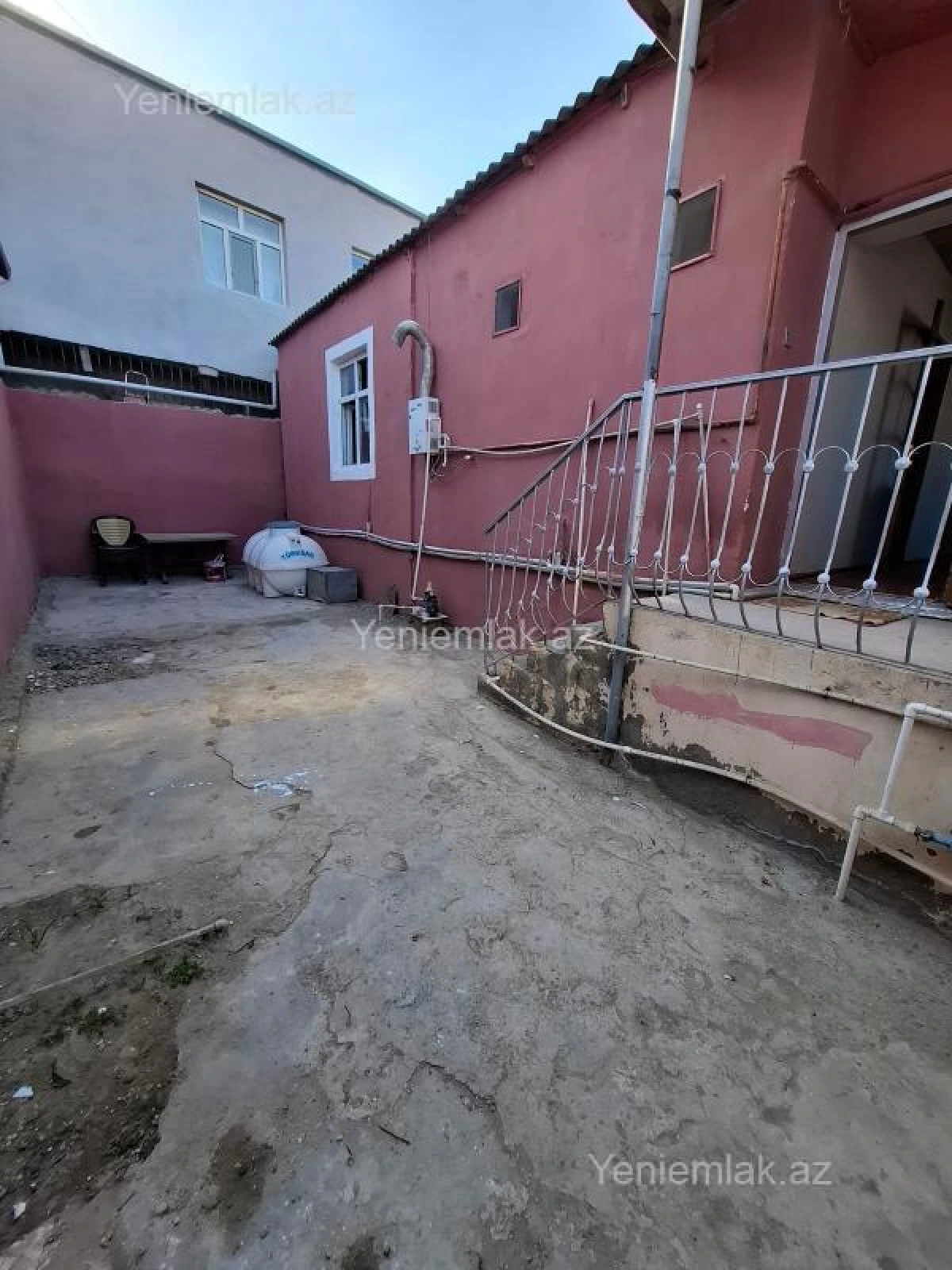 Satılır 4 otaqlı həyət evi 80 m²
