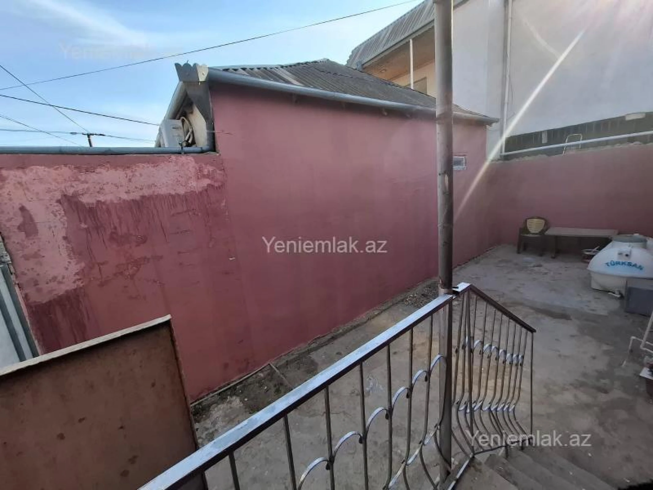 Satılır 4 otaqlı həyət evi 80 m²