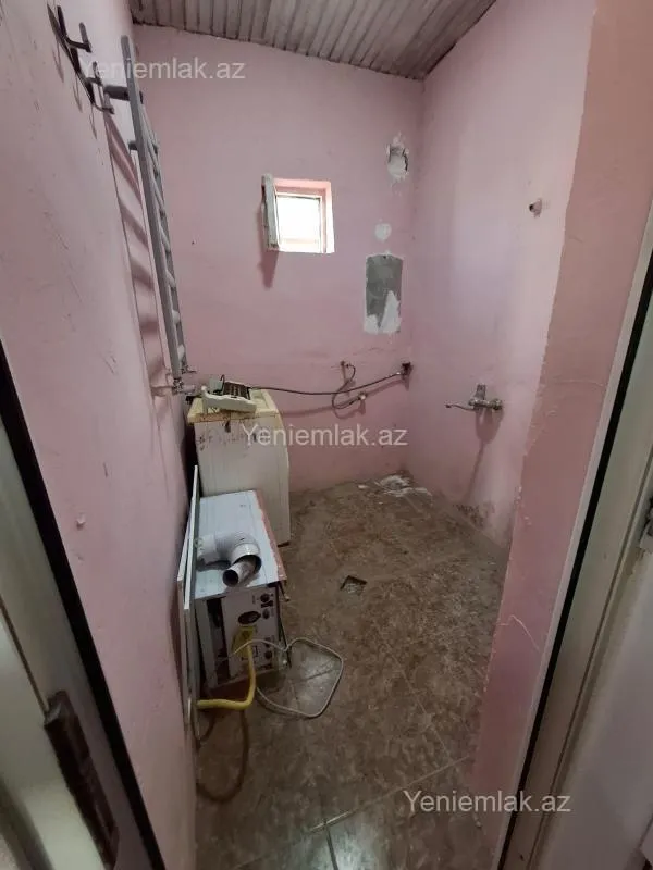 Satılır 4 otaqlı həyət evi 80 m²