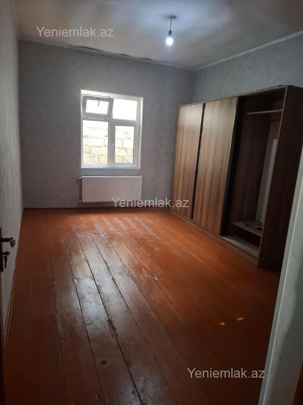 Satılır 4 otaqlı həyət evi 80 m²
