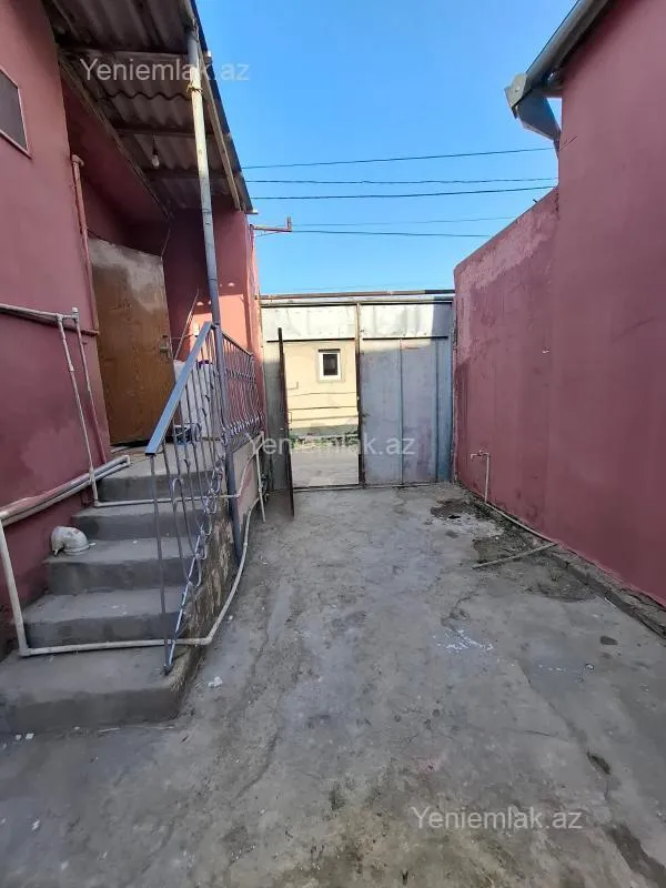 Satılır 4 otaqlı həyət evi 80 m²