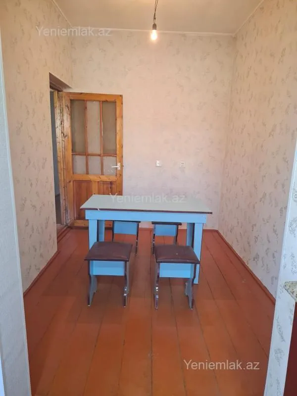 Satılır 4 otaqlı həyət evi 80 m²