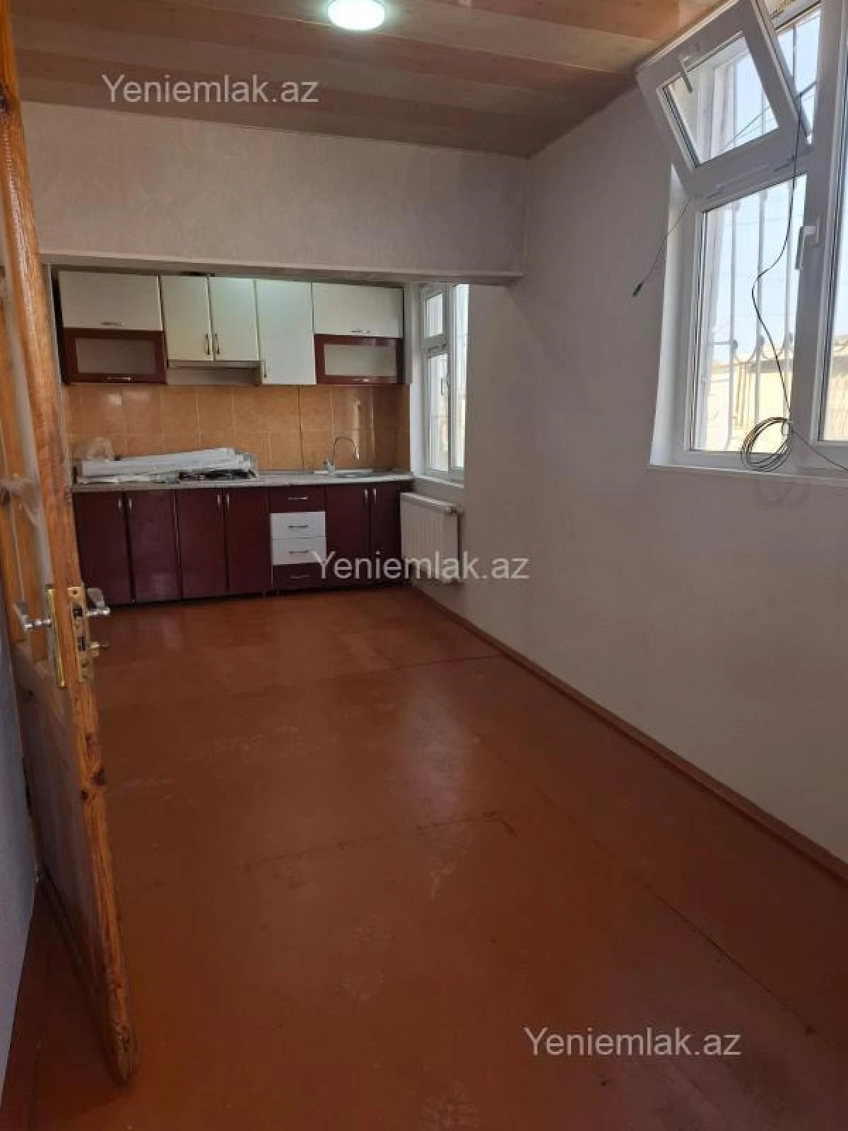 Satılır 4 otaqlı həyət evi 80 m²