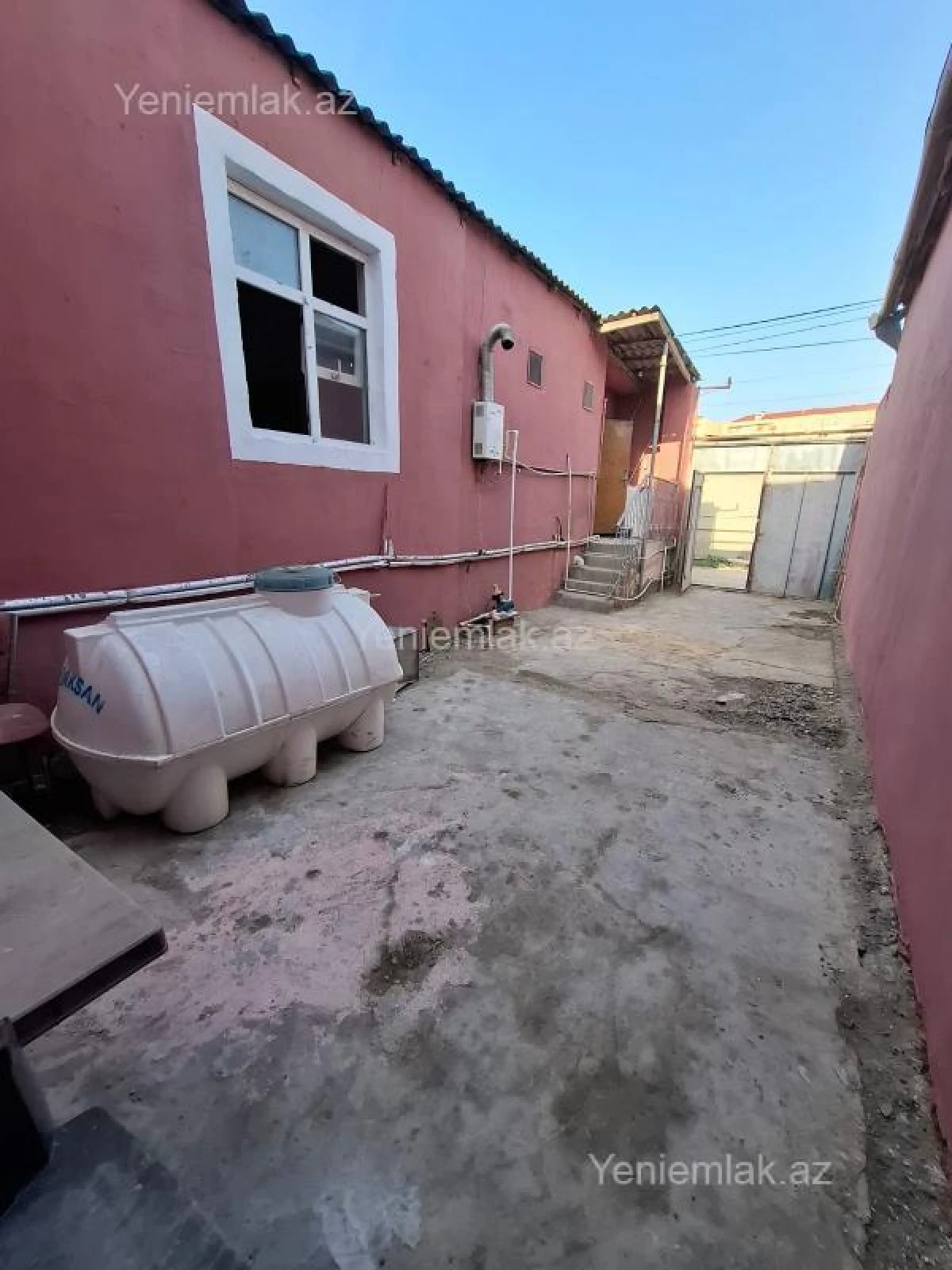 Satılır 4 otaqlı həyət evi 80 m²