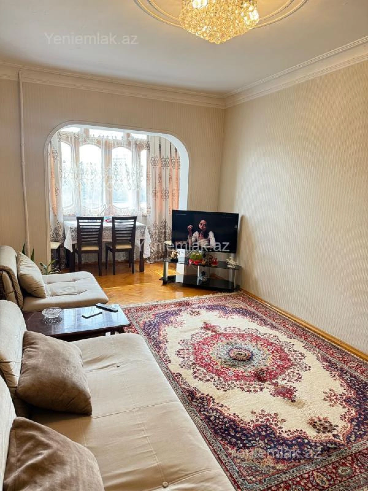 Satılır 3 otaqlı köhnə tikili 90 m²