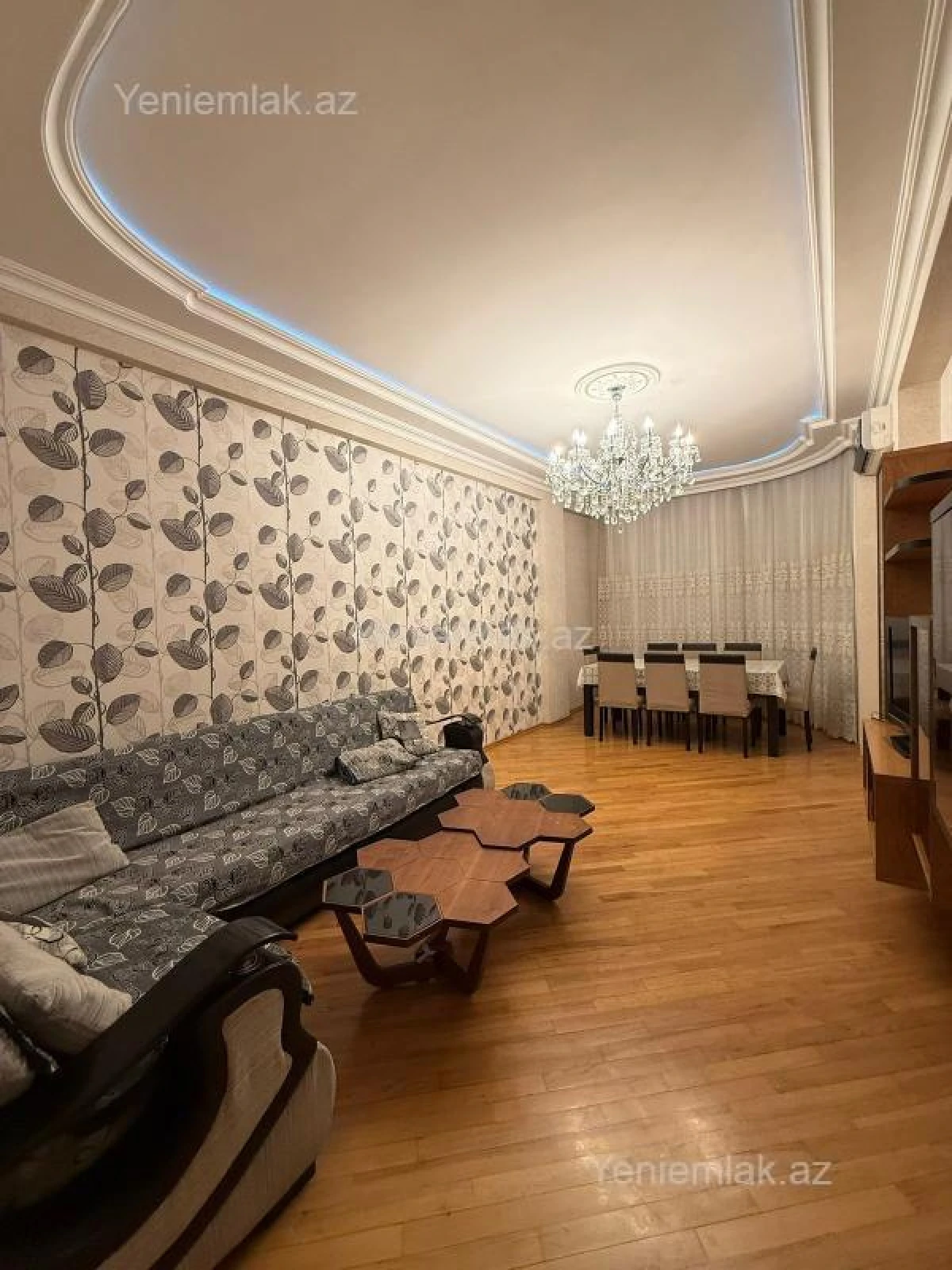Satılır 3 otaqlı yeni tikili 120 m²