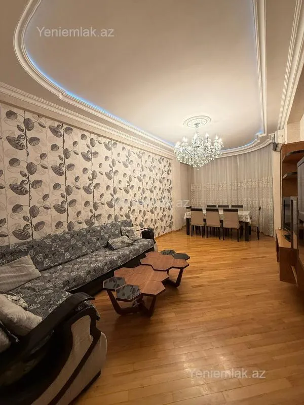 Satılır 3 otaqlı yeni tikili 120 m²
