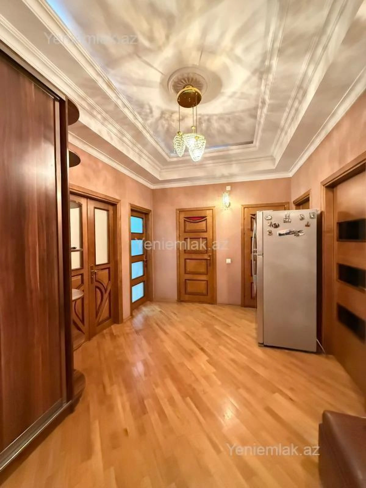 Satılır 3 otaqlı yeni tikili 120 m²
