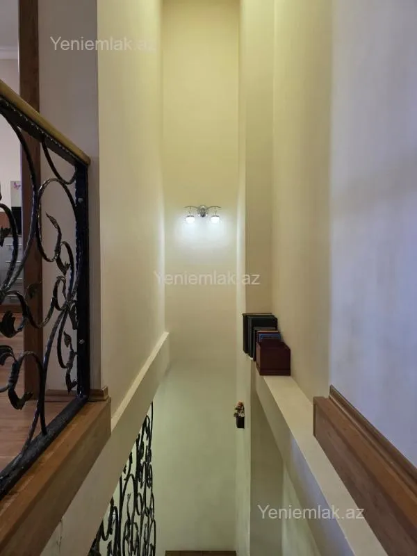 Satılır 3 otaqlı yeni tikili 105 m²