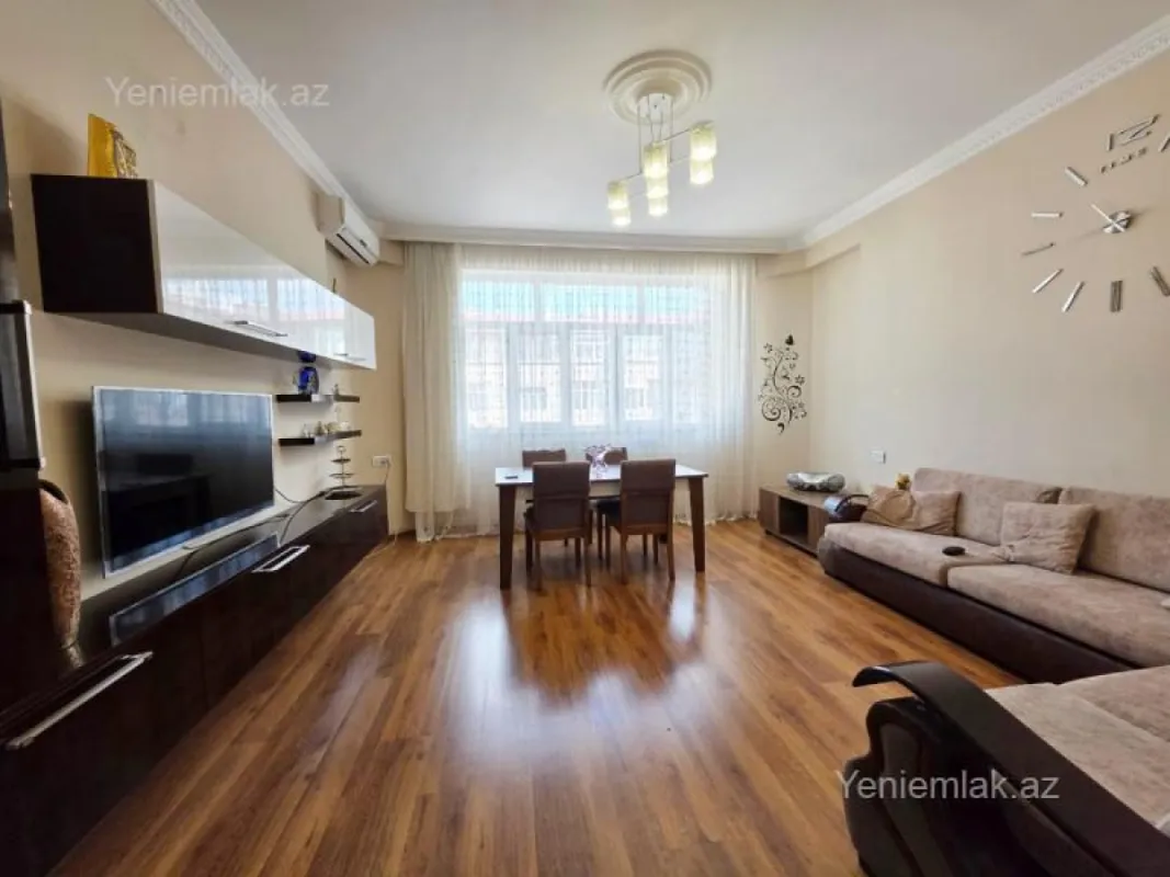Satılır 3 otaqlı yeni tikili 105 m²