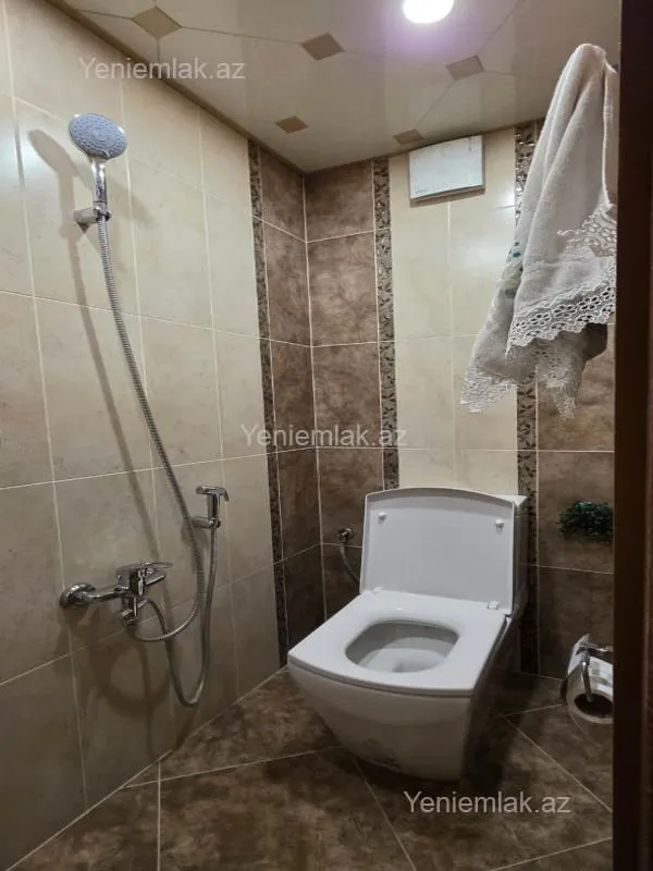 Satılır 3 otaqlı yeni tikili 105 m²