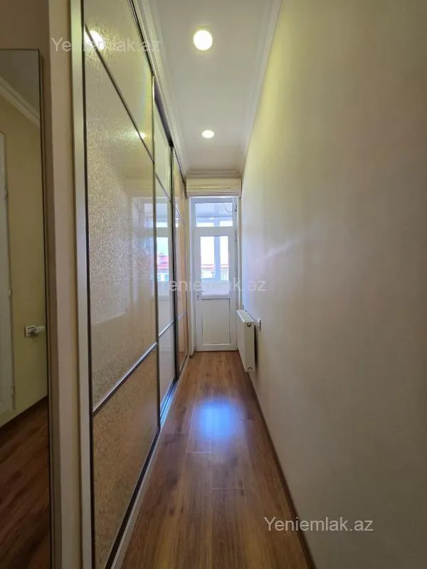 Satılır 3 otaqlı yeni tikili 105 m²