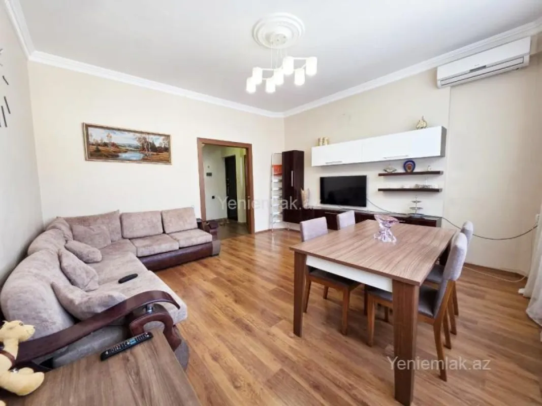 Satılır 3 otaqlı yeni tikili 105 m²