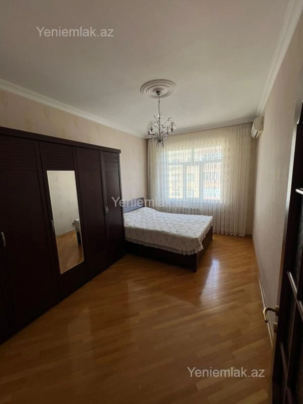 Satılır 3 otaqlı yeni tikili 167000 m²