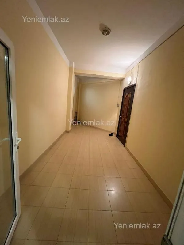 Satılır 3 otaqlı yeni tikili 167000 m²
