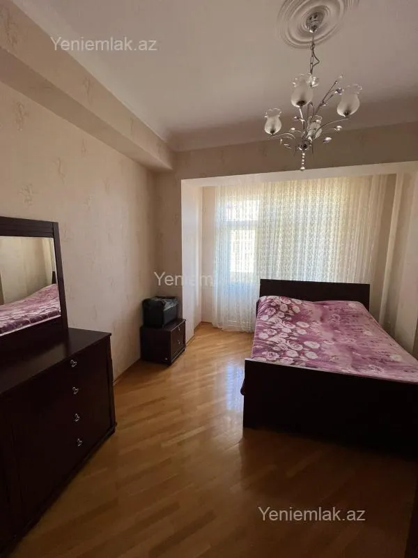 Satılır 3 otaqlı yeni tikili 167000 m²