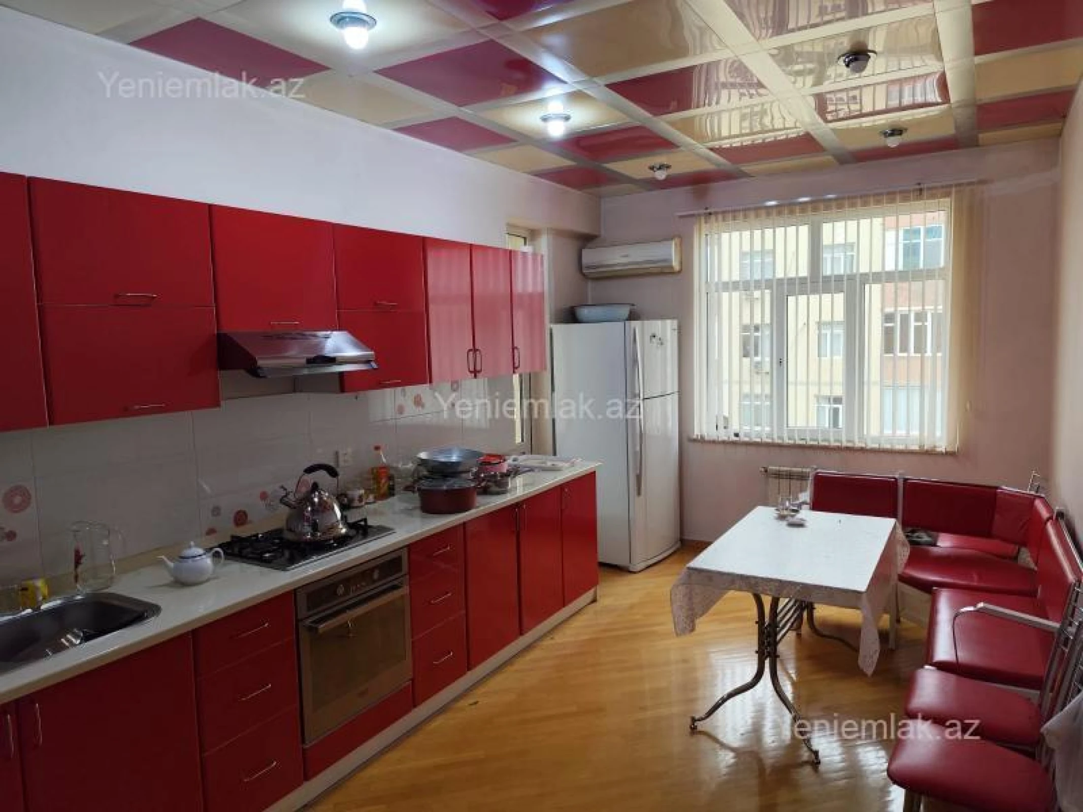 Satılır 3 otaqlı yeni tikili 167000 m²