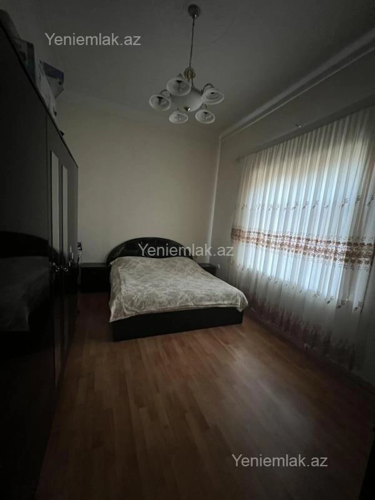 Satılır 5 otaqlı həyət evi 285.4 m²