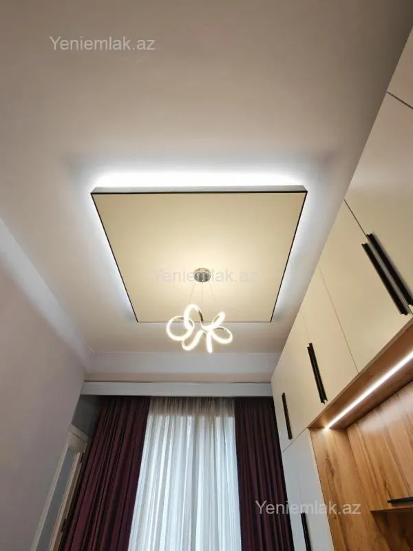 Satılır 3 otaqlı yeni tikili 73 m²