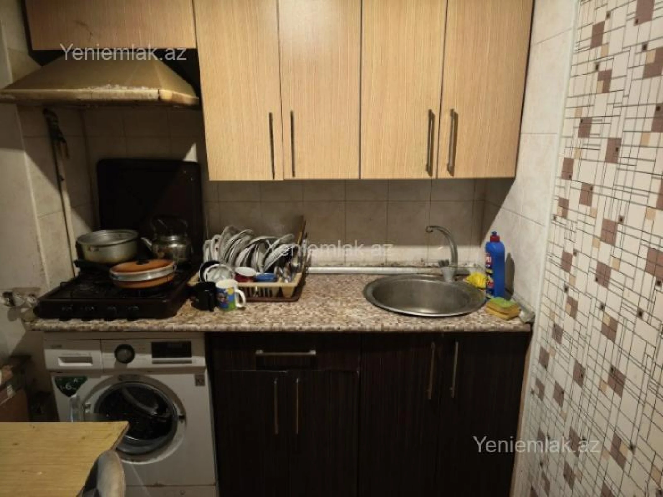 Satılır 2 otaqlı köhnə tikili 55 m²