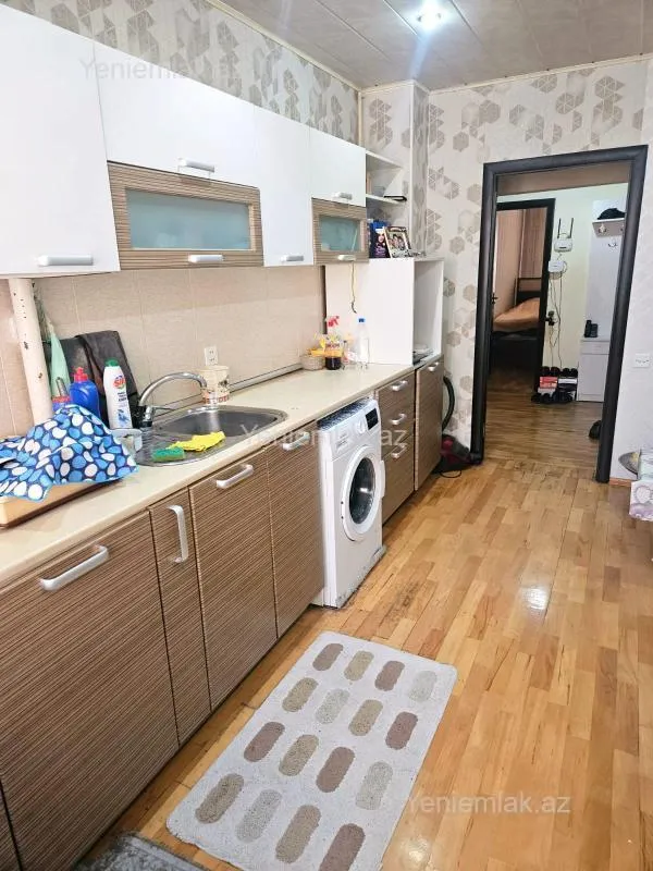 Satılır 3 otaqlı köhnə tikili 80 m²