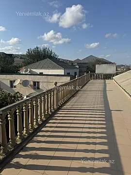 Satılır 8 otaqlı həyət evi 270 m²