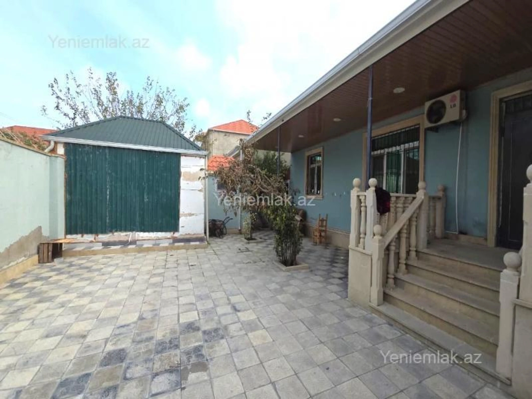 Satılır 4 otaqlı həyət evi 120 m²