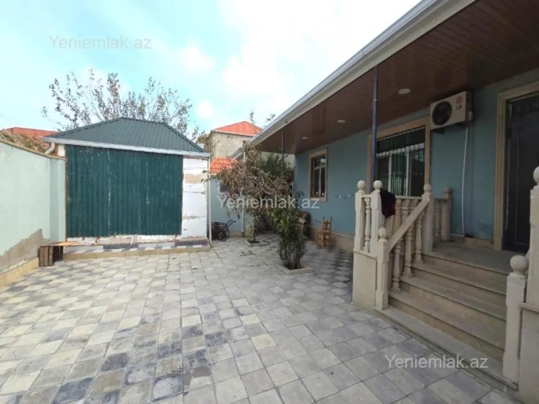 Satılır 4 otaqlı həyət evi 120 m²
