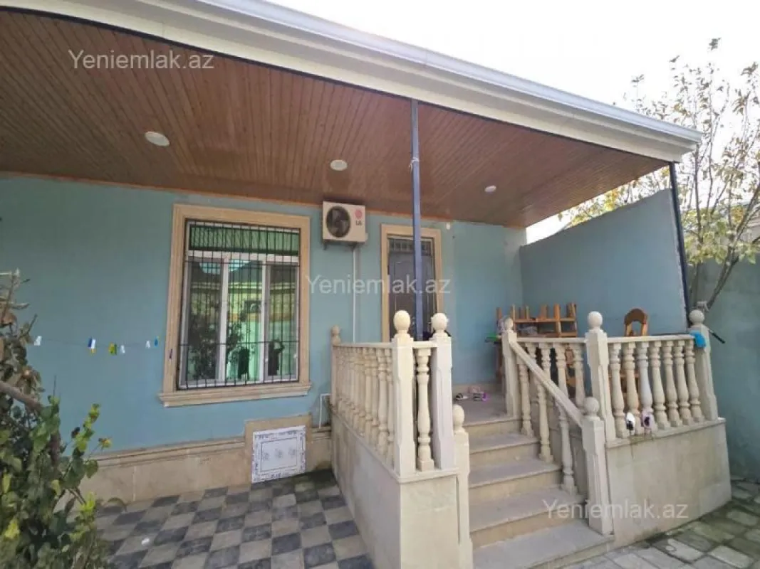 Satılır 4 otaqlı həyət evi 120 m²