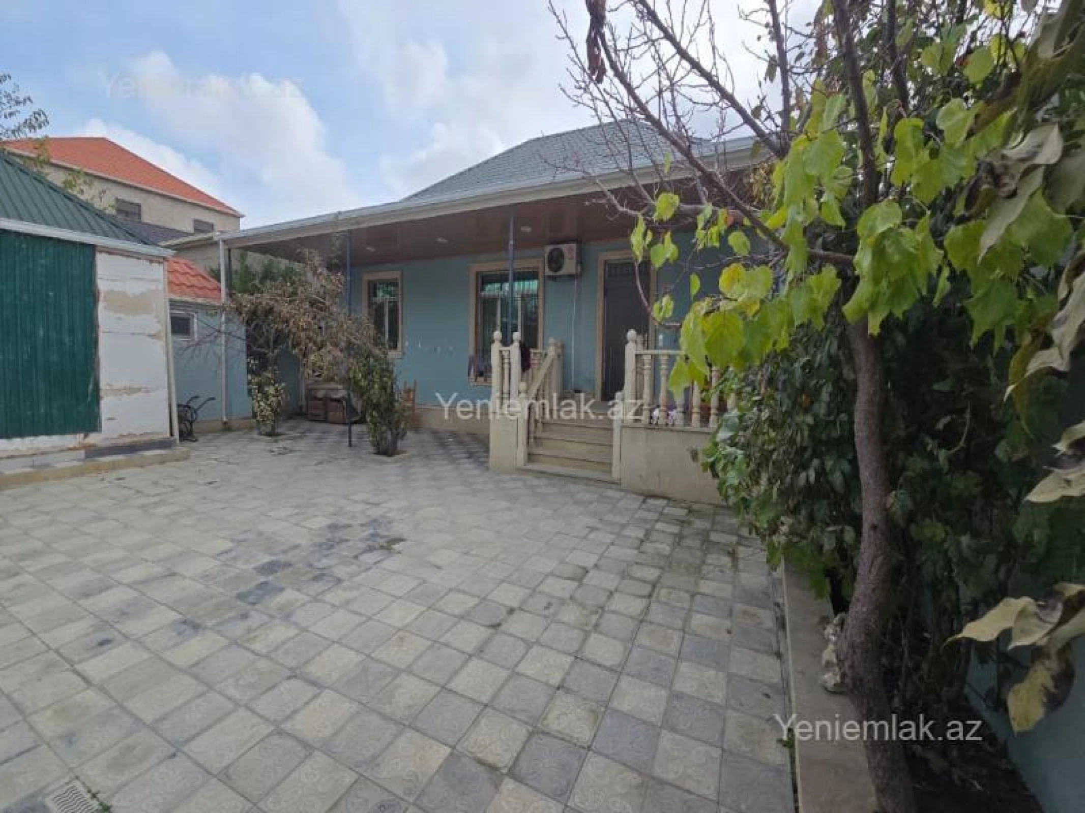 Satılır 4 otaqlı həyət evi 120 m²