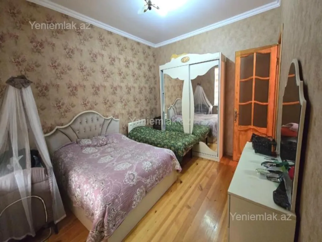 Satılır 4 otaqlı həyət evi 120 m²