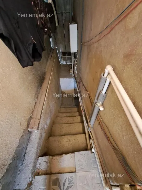 Satılır 6 otaqlı həyət evi 150 m²