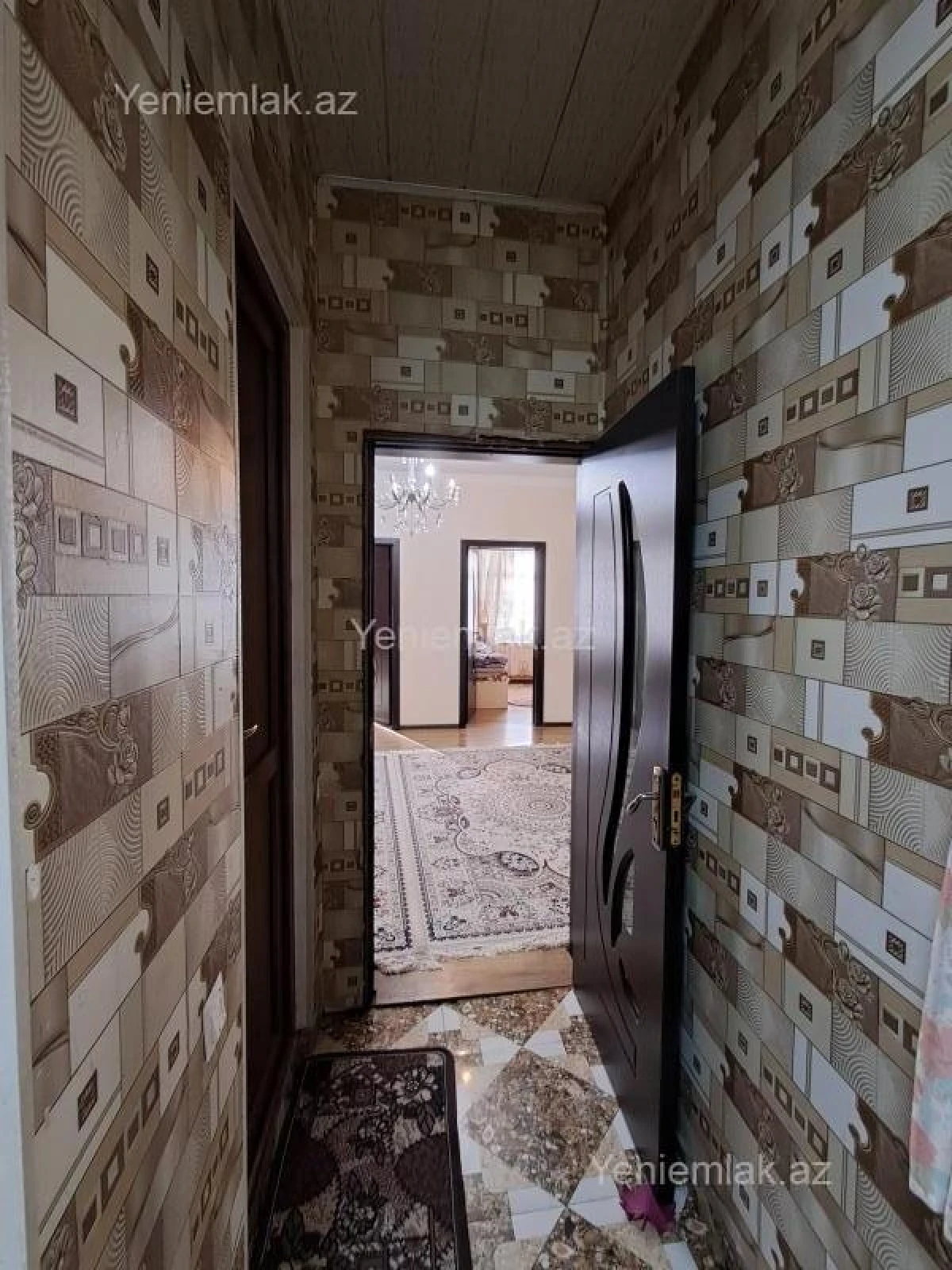 Satılır 6 otaqlı həyət evi 150 m²