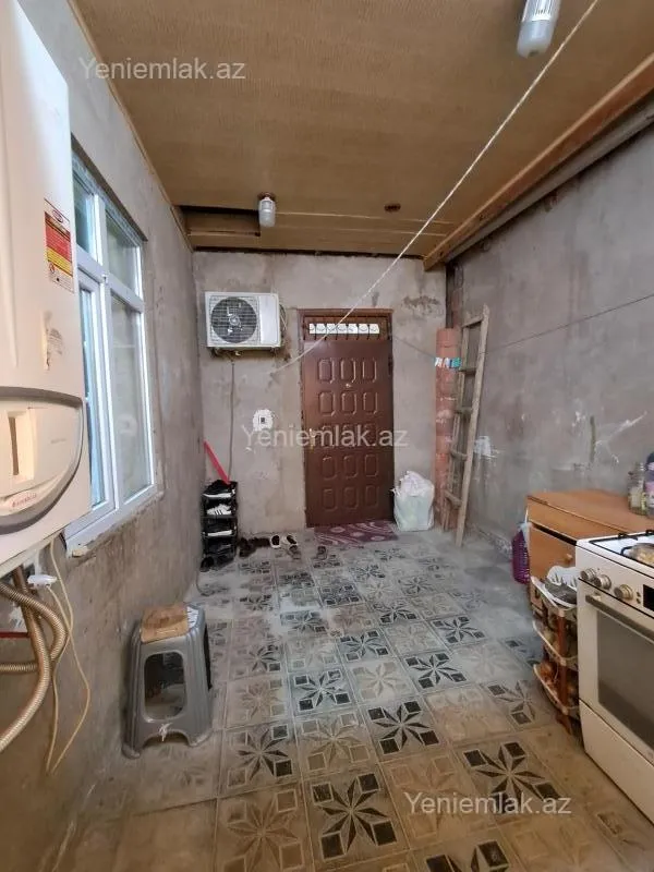 Satılır 6 otaqlı həyət evi 150 m²