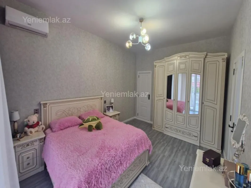 Satılır 5 otaqlı həyət evi 150 m²