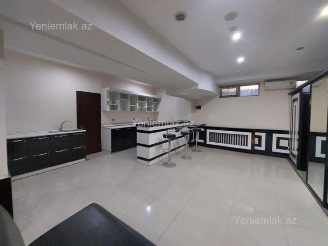 Satılır 6 otaqlı obyekt 258 m²