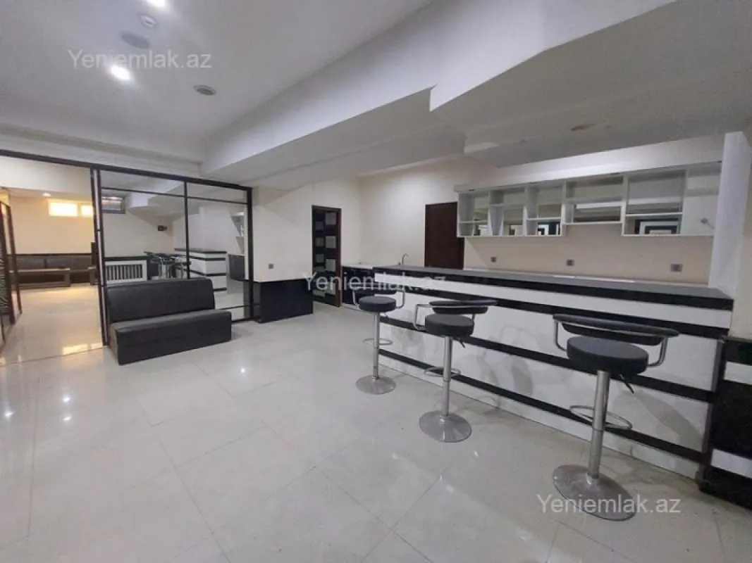 Satılır 6 otaqlı obyekt 258 m²
