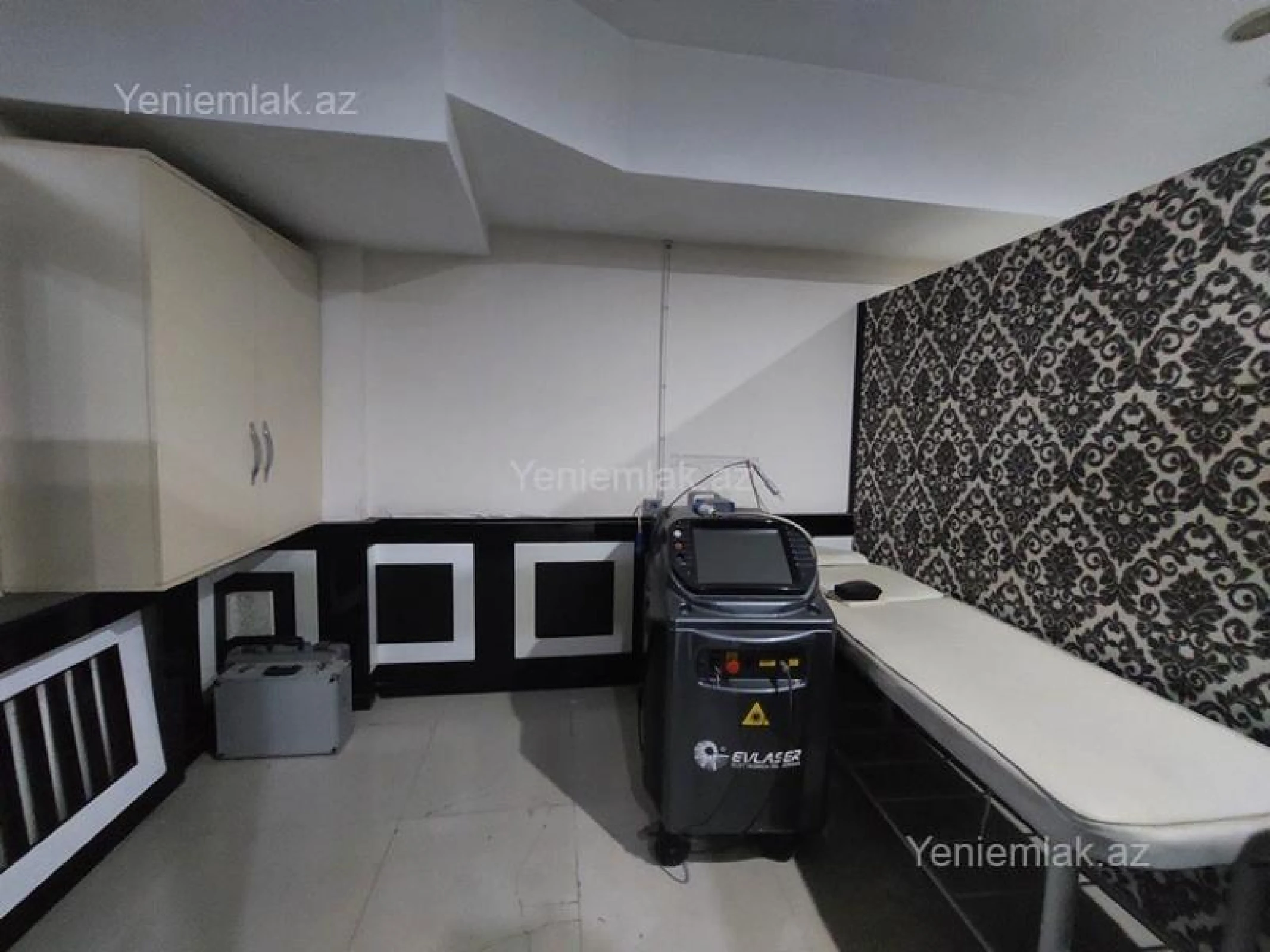 Satılır 6 otaqlı obyekt 258 m²